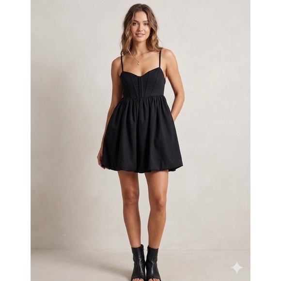 Astr Dresses & Skirts - ASTR Unique Women's Babydoll Mini Dress Black Solid Coquette Summer Fall Size S